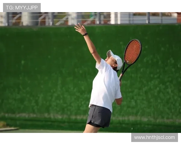 刘秀英独家分享网球心得与技巧助你提升球技的秘密与经验