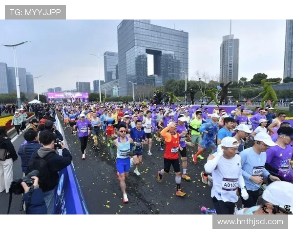 南京城市马拉松点评聚焦滑板队员个人能力的精彩表现与竞技精神 南京城市马拉松点评聚焦滑板队员个人能力的精彩表现与竞技精神