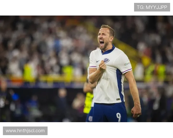 周强专访：从绿茵场到人生舞台的足球旅程回顾与展望