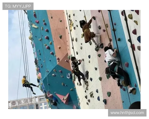 深圳攀岩队运营模式创新探索助力运动发展与团队成长 深圳攀岩队运营模式创新探索助力运动发展与团队成长