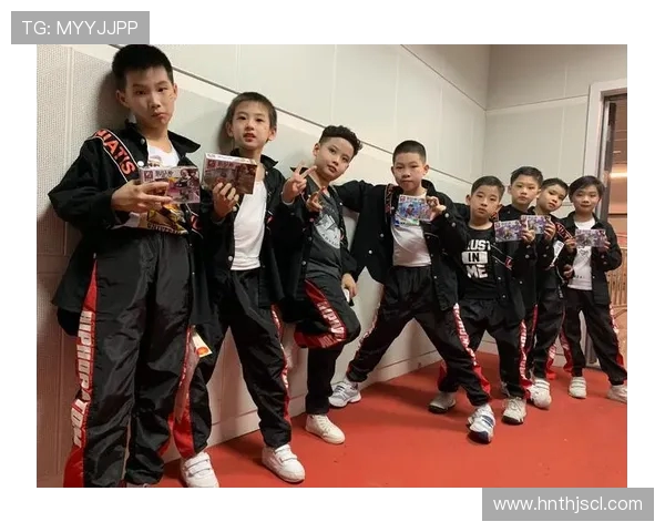 深圳街舞队实力引发热议观众与专家各执己见的舞蹈对决