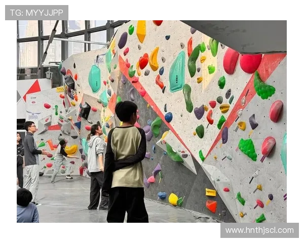 西安攀岩队荣获全国攀岩比赛经验排行榜第二名的辉煌成就