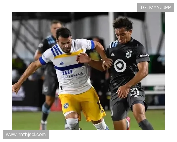 明尼苏达连与达拉斯的精彩对决展现球队实力与战术较量 明尼苏达连与达拉斯的精彩对决展现球队实力与战术较量