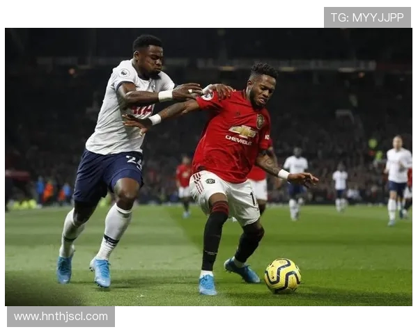 曼联与南安普顿激战全场精彩回放解析与战术分析 曼联与南安普顿激战全场精彩回放解析与战术分析