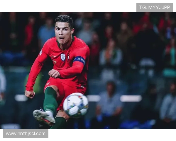 贝林厄姆:从青涩小将到足球巨星的华丽蜕变之路 贝林厄姆:从青涩小将到足球巨星的华丽蜕变之路