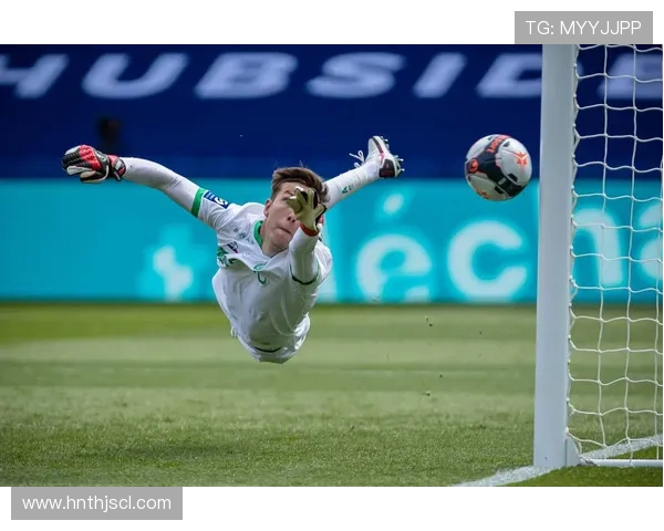 马赛与埃蒂安激战正酣谁能在法甲赛场上笑到最后 马赛与埃蒂安激战正酣谁能在法甲赛场上笑到最后