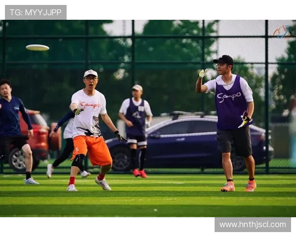 杨强独家分享飞盘技巧与心得体会助你轻松掌握这项运动的乐趣与魅力