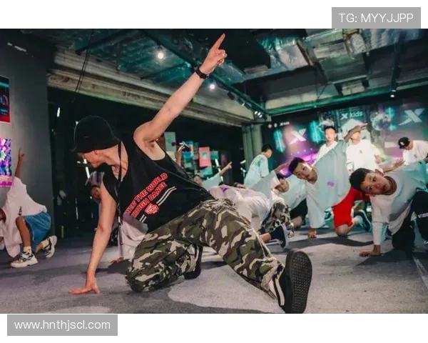 成都街舞队引领节奏变革热议街舞文化新风潮